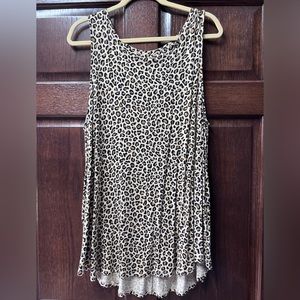 Leopard color tank. Old navy XL Luxe